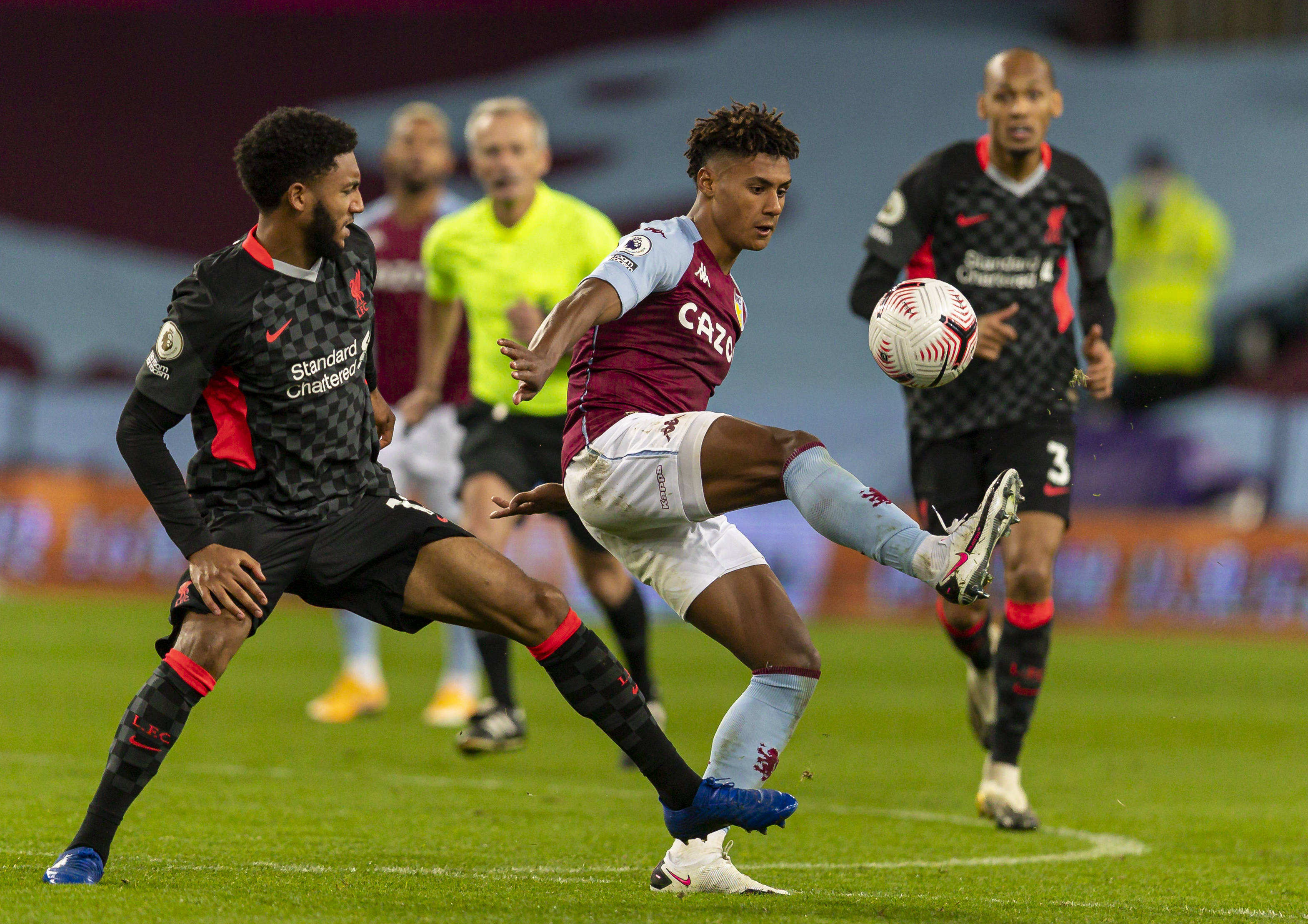 但這場圍繞 但這場圍繞